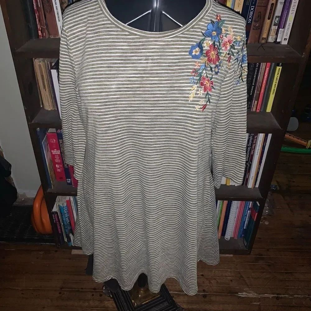 Umgee boho embroidered flowy striped knit normcore tunic